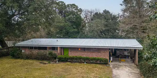 6000 Ridge Road