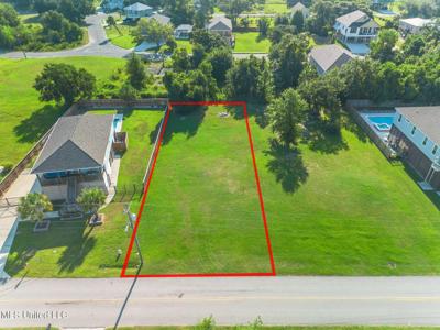 208 White Harbor Road
