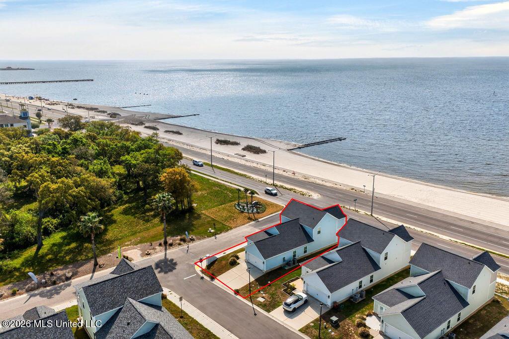 Image 2: 2508BeachBlvd-50