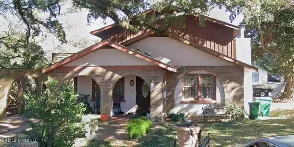 608 Magnolia Avenue