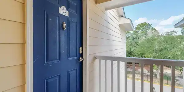 2421 Beachview Drive