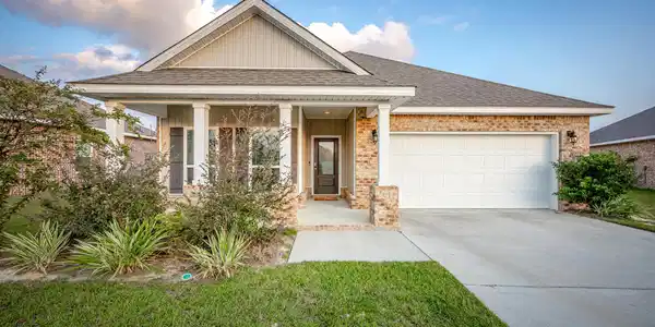 1048 Whimbrel Court