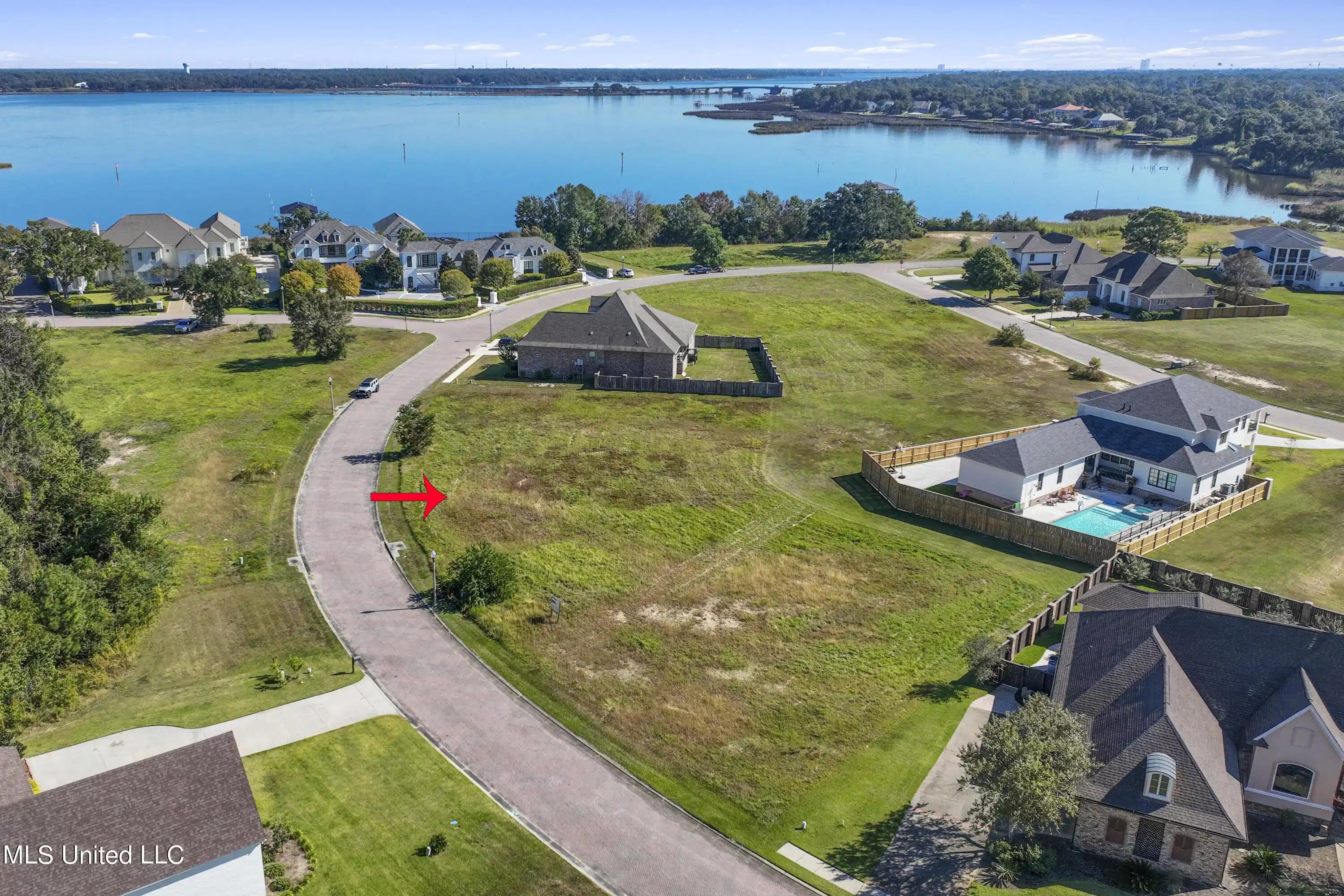 Image 1: 410 Goose Pointe, Biloxi