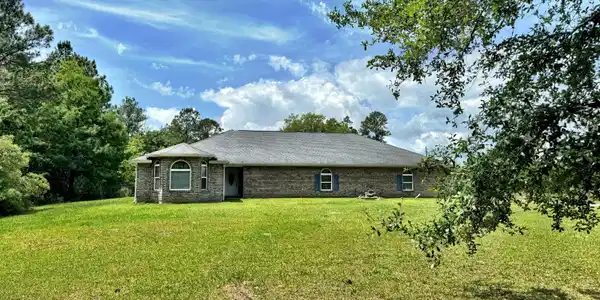 5200 Lower Bay Road