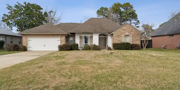 2254 N Country Club Lane