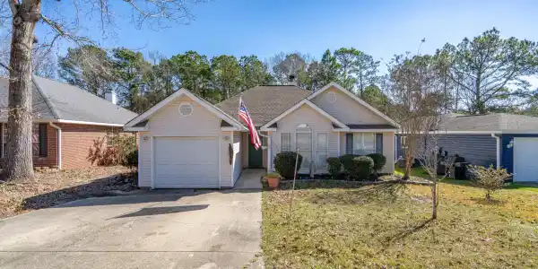 992 Honalo Place