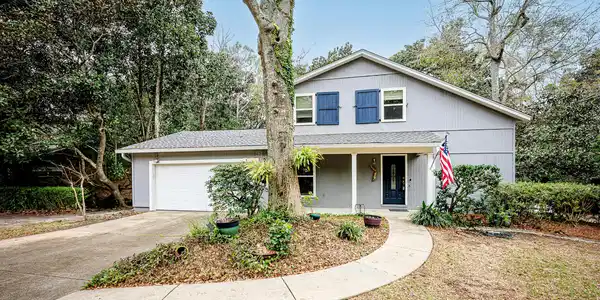 3517 Courtenay Circle