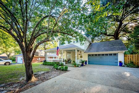 2808 Hickory Lane