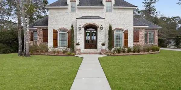 1884 Courtney Lane