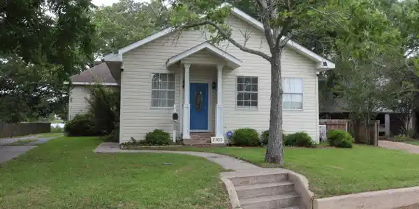 2303 Pascagoula Street