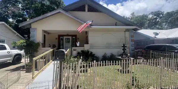 214 Querens Avenue
