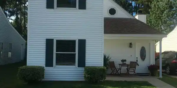 1732 James Buchanan Drive