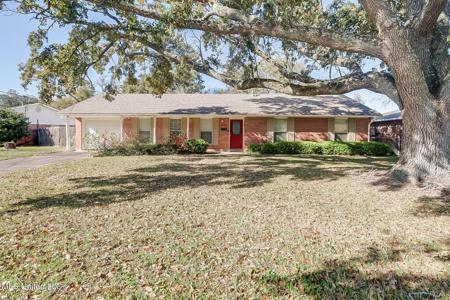 1736 Thomas Jefferson Drive