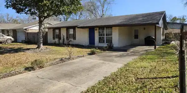 16021 Waycross Drive