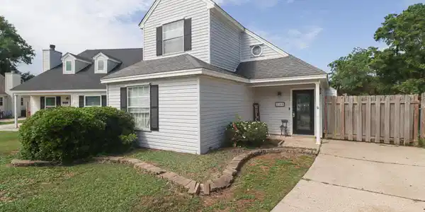 2385 Grants Ferry Drive