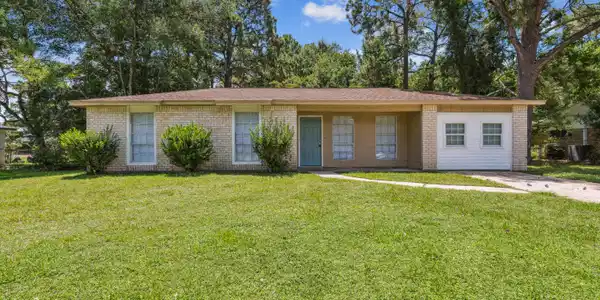 2313 Avenido Encanto Street