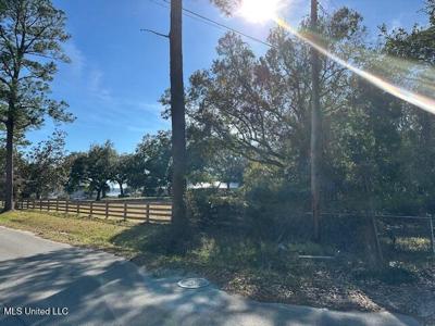 749 Black Ledge Lane