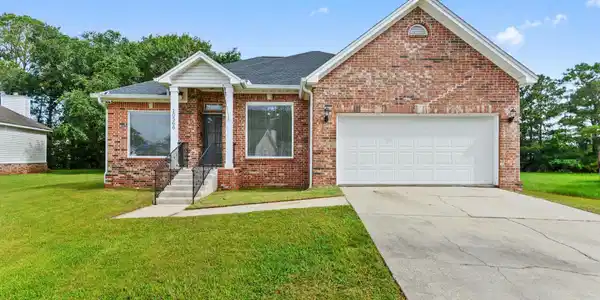 10566 W River Vue