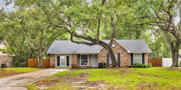 6929 Red Bud Lane