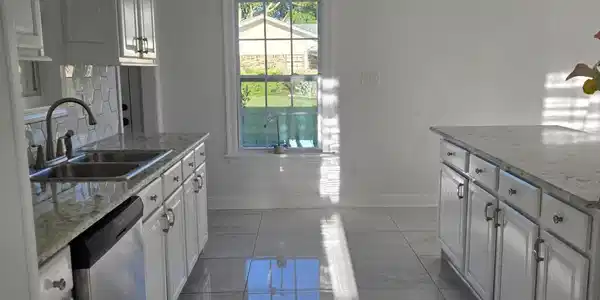Image 3: Kitchen shot 2