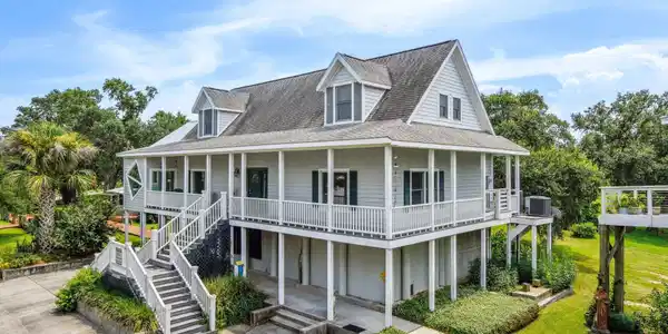 714 N Beach Boulevard