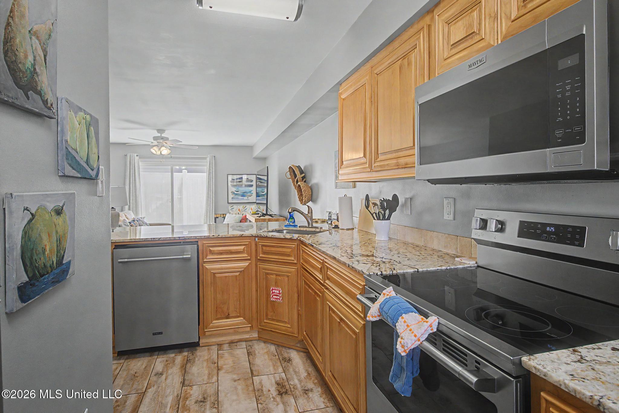Image 3: 1664 Beach Blvd 100 Kitchen 2