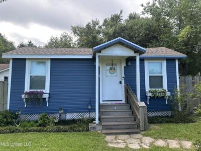 215 E First Street