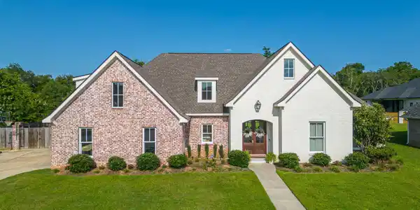 368 Goose Pointe Boulevard