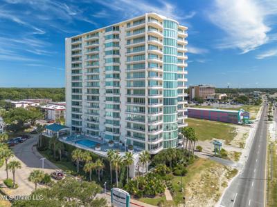 2060 Beach Boulevard