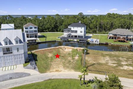 104 Cedarwood Point