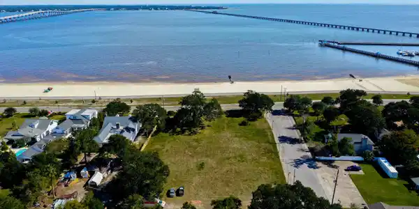400 N Beach Boulevard