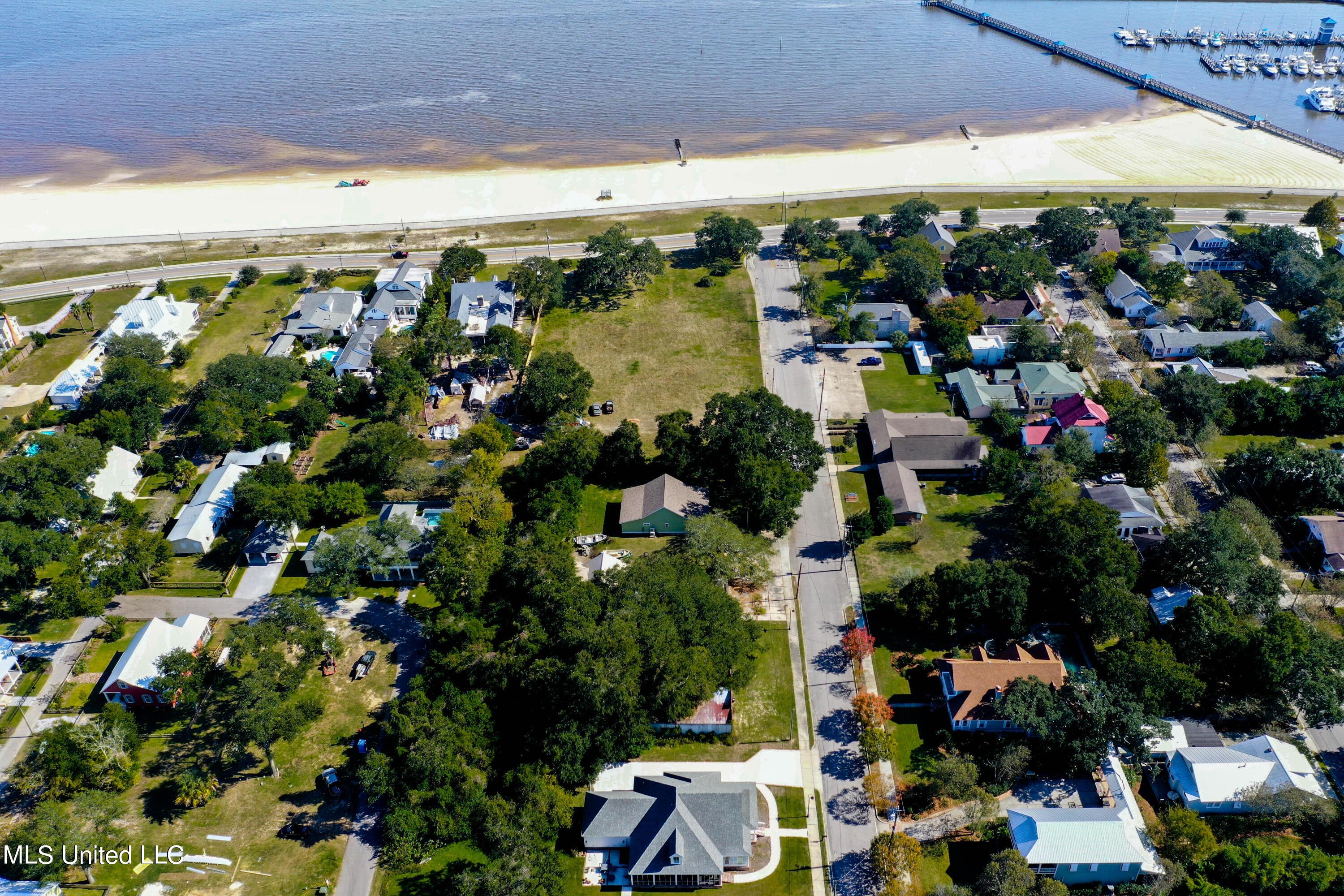 Image 4: n beach blvd-3