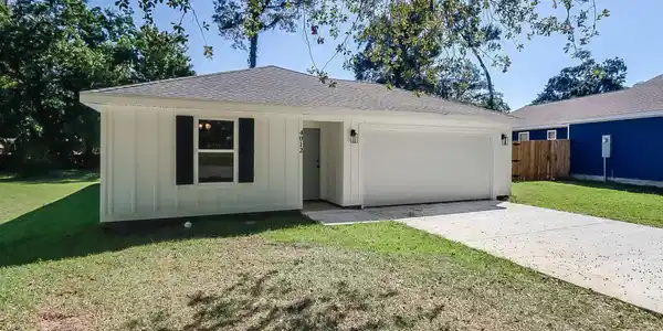 4012 Southern Oaks Circle Circle