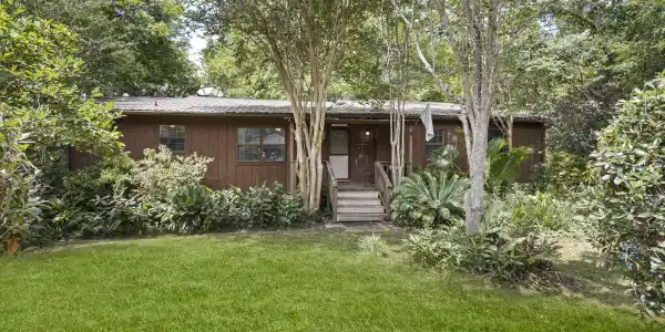 2831 Belmont Drive