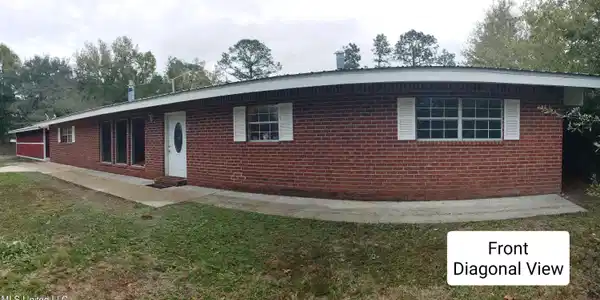 6 Davis Bayou Road