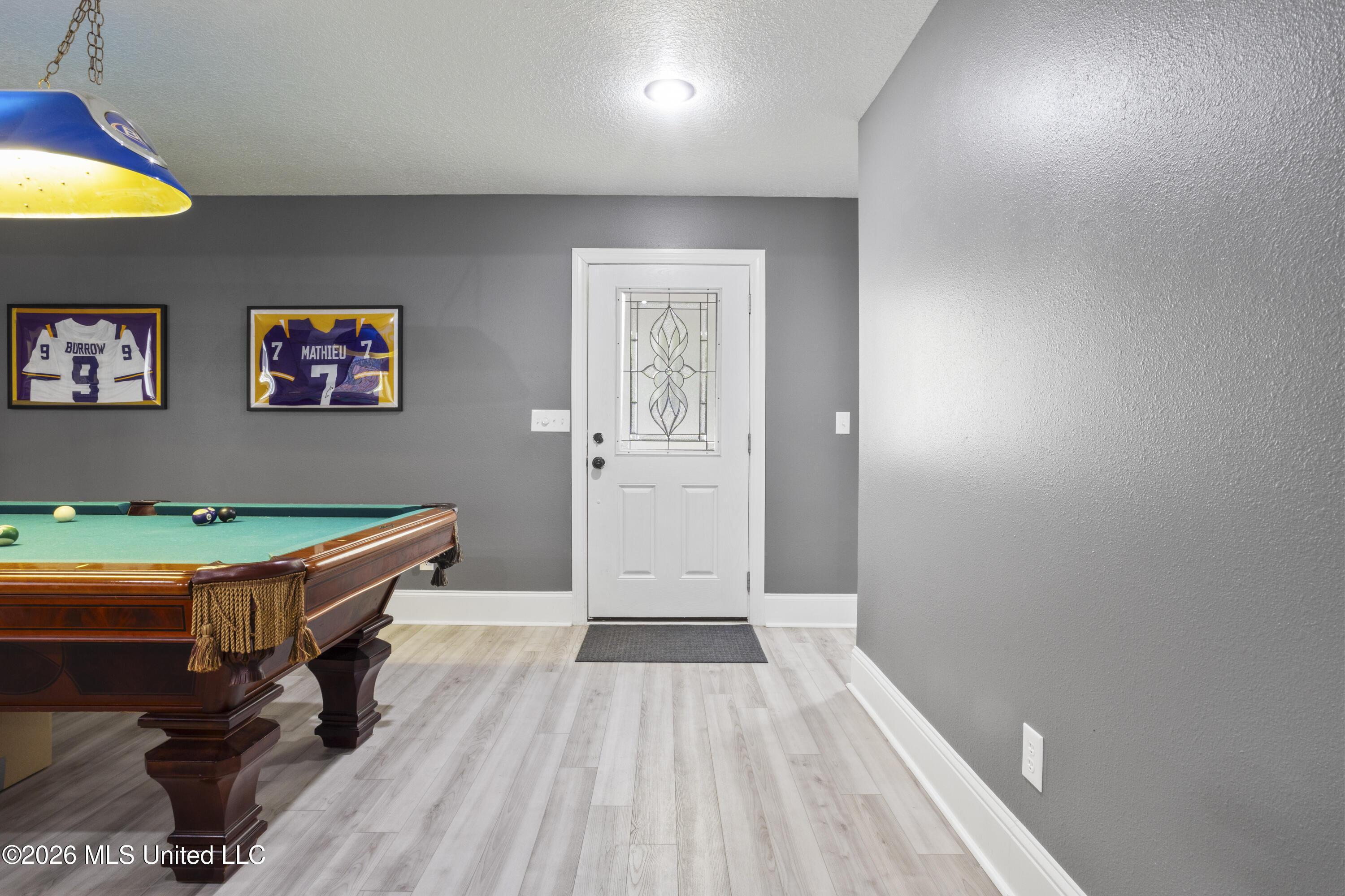 Image 4: Front door