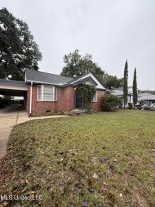 1085 Cherokee Street