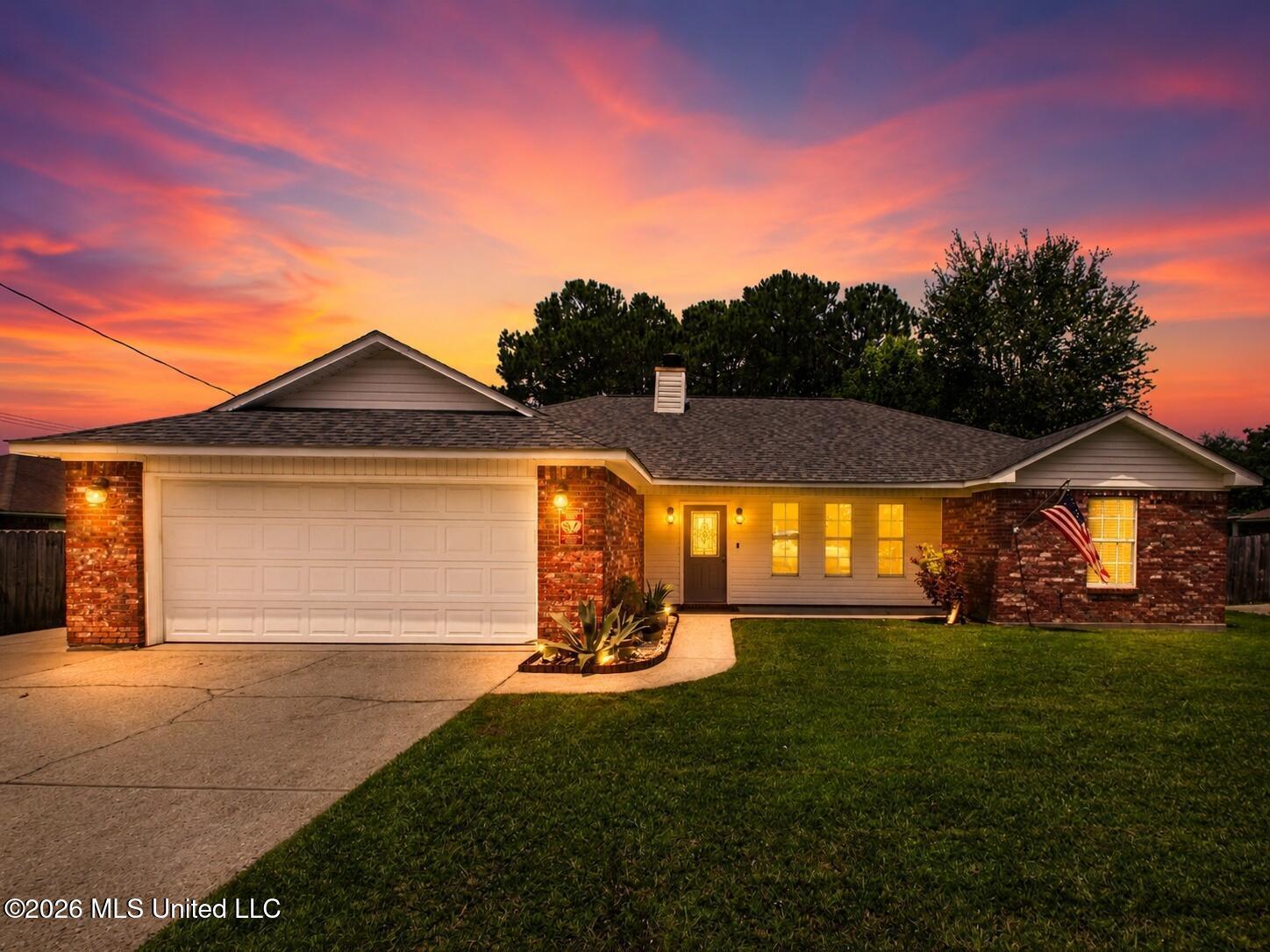 Image 2: Twilight N 11th