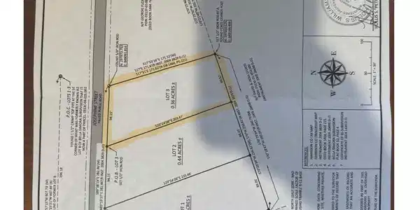 Image 2: Lot 3