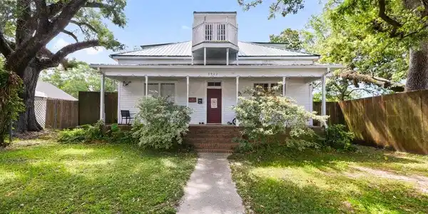 3902 Pascagoula Street