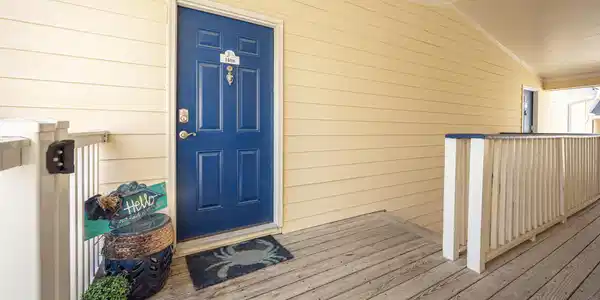 2421 Beachview Drive
