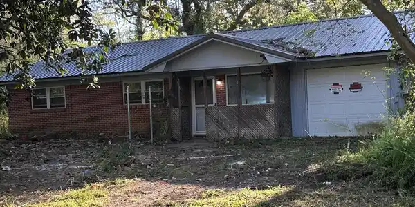 1304 May Street