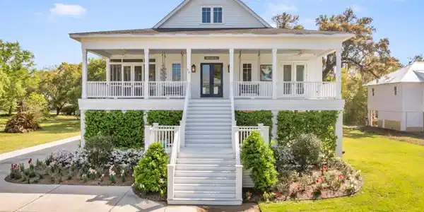 96 Boardman Avenue