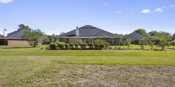 3126 Shadow Wood Drive