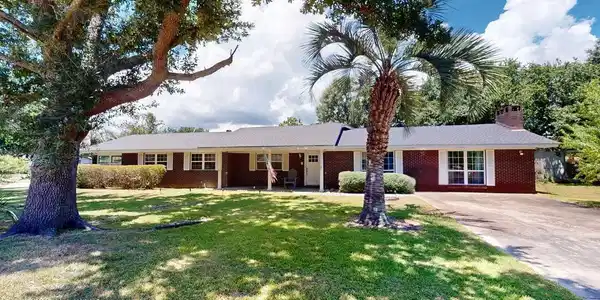 2210 Popp's Ferry Road