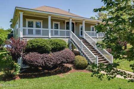 1214 Kensington Drive