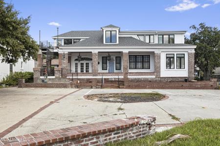 1012 Beach Boulevard
