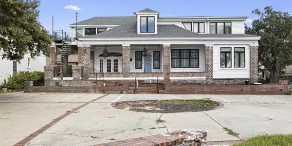 1012 Beach Boulevard