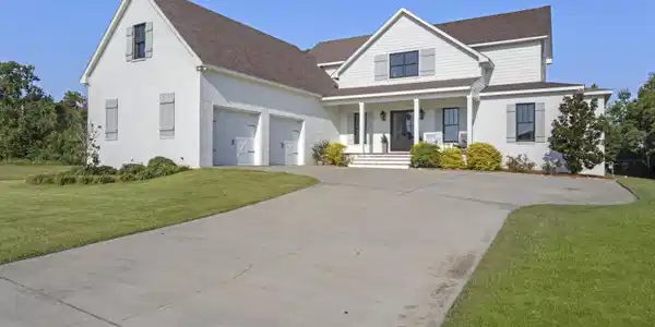 407 Goose Pointe Boulevard