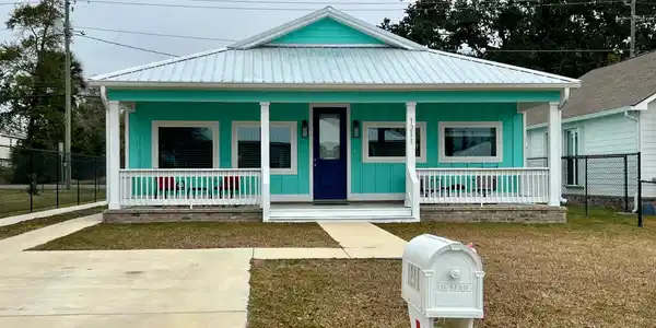 1211 Ocean View Drive